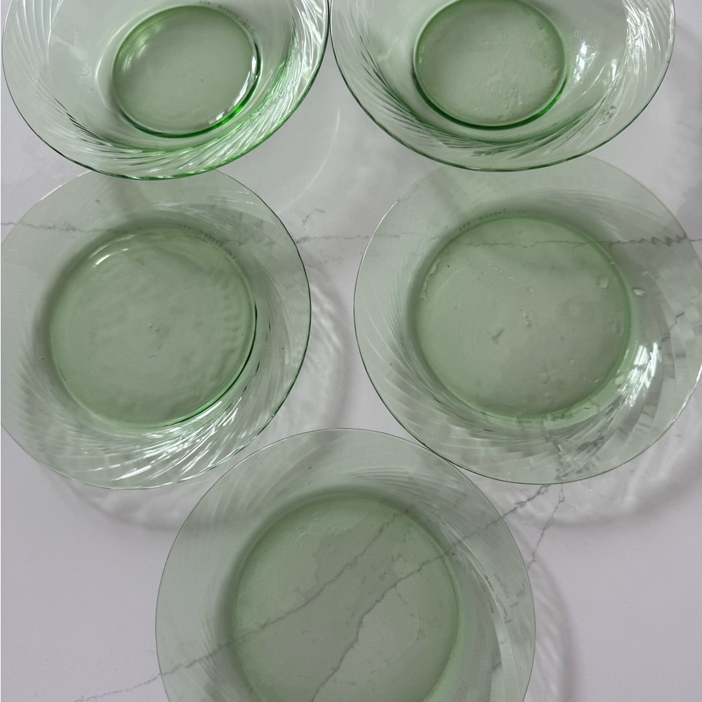 Vintage Pyrex Spring Green Festiva 
Bowls Swirl Glass Cereal Soup
Salad Retro - Picture 2 of 3